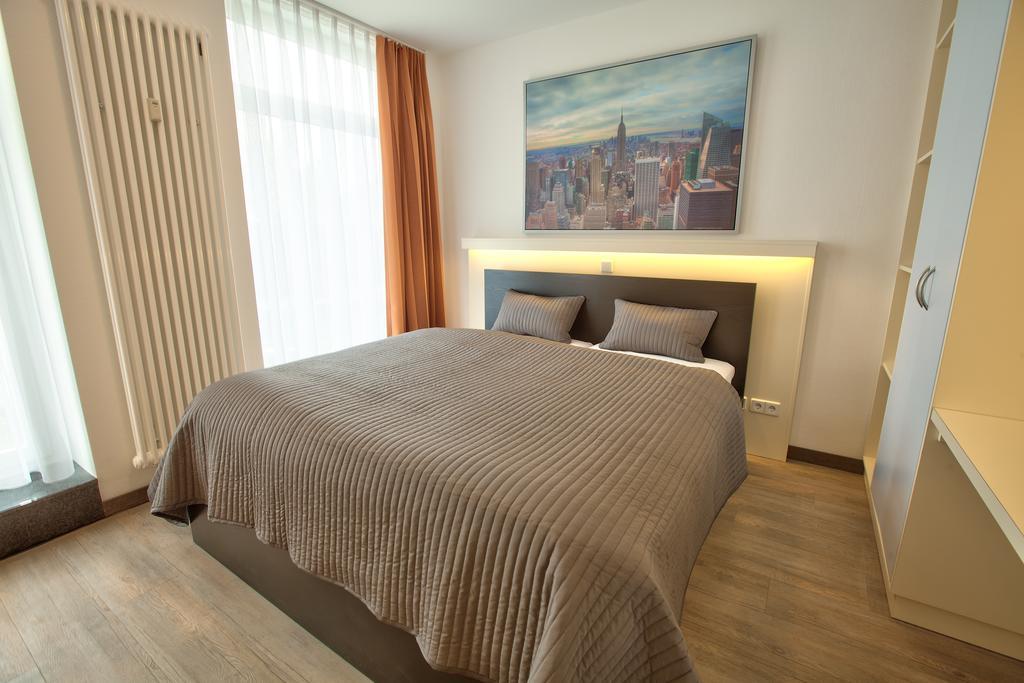 6Rooms - Berlin, Berlin
